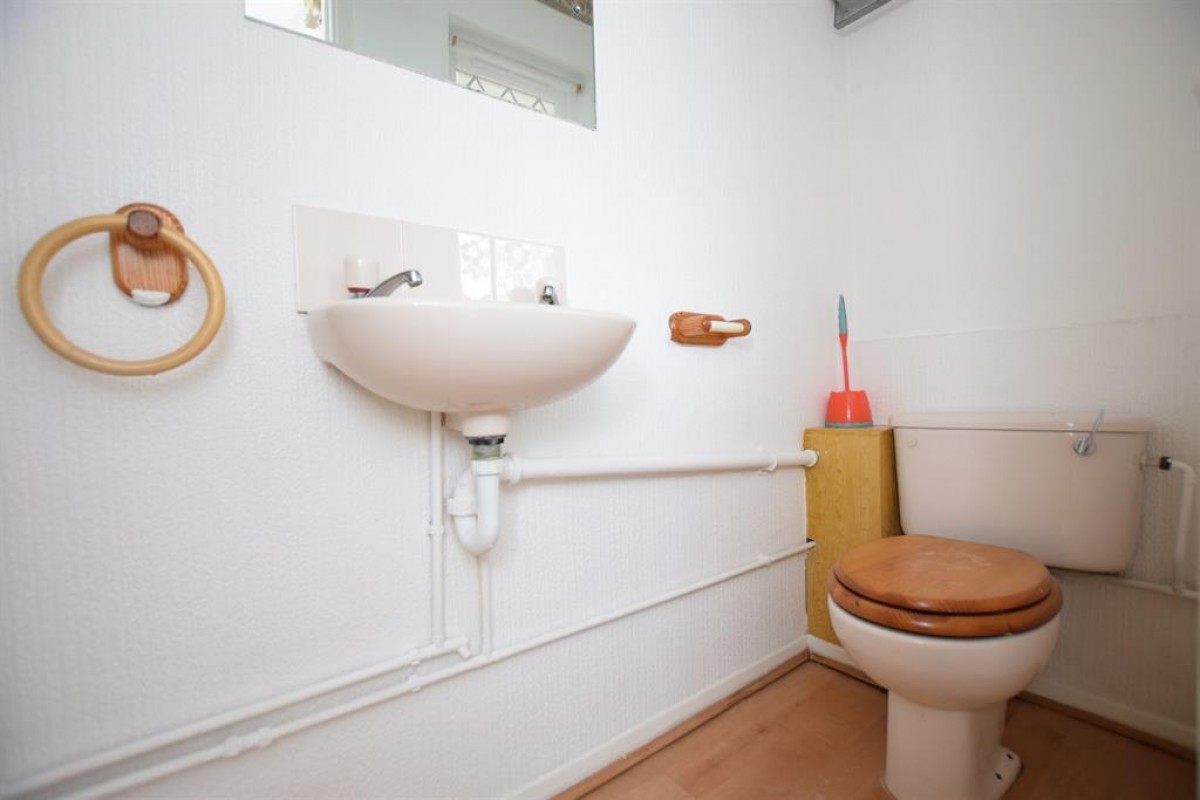 Palmer Road, Dagenham, RM8