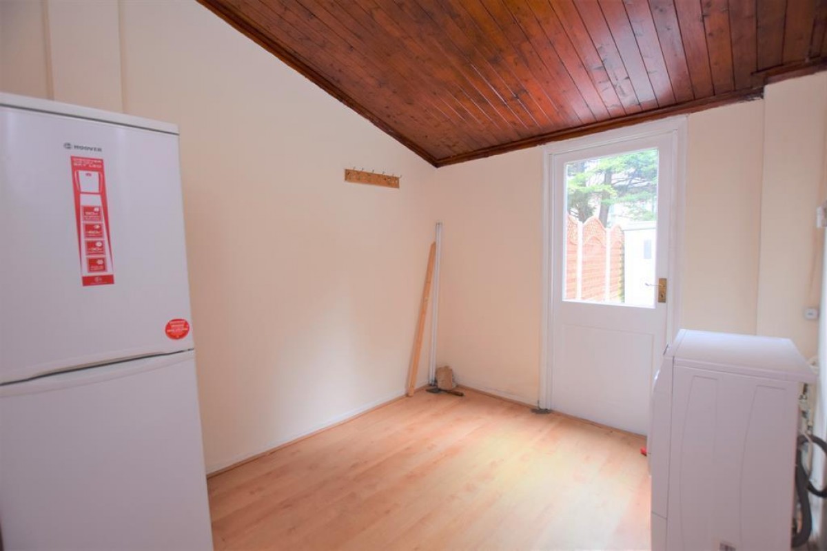 Palmer Road, Dagenham, RM8