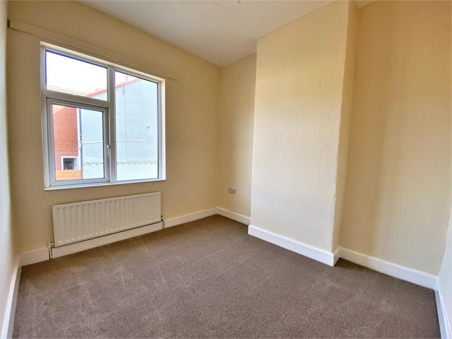116 High Street, Goldthorpe S63 9DG