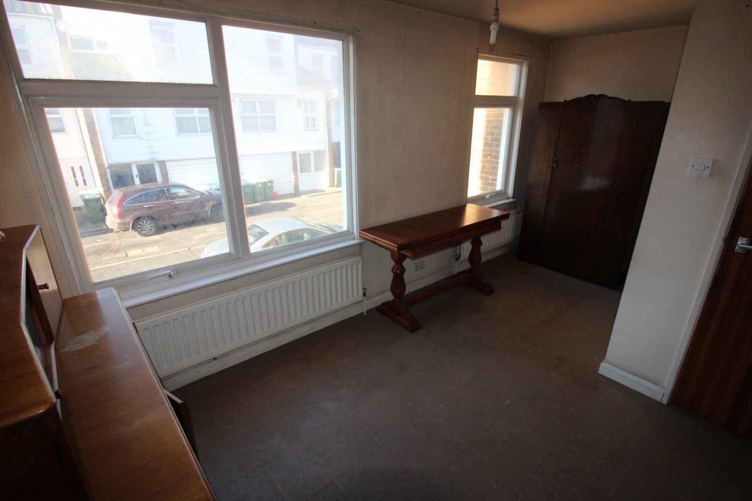 St Martins Close, DA18 4DZ