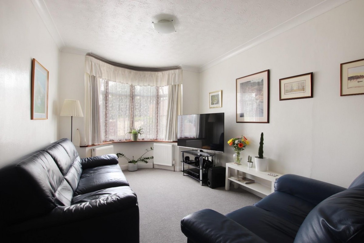 Canterbury Avenue, Sidcup, Kent, DA15 9AS