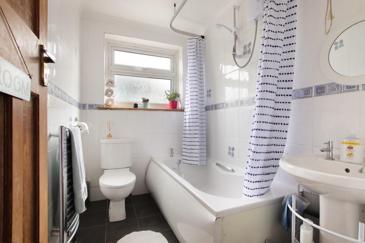 Canterbury Avenue, Sidcup, Kent, DA15 9AS