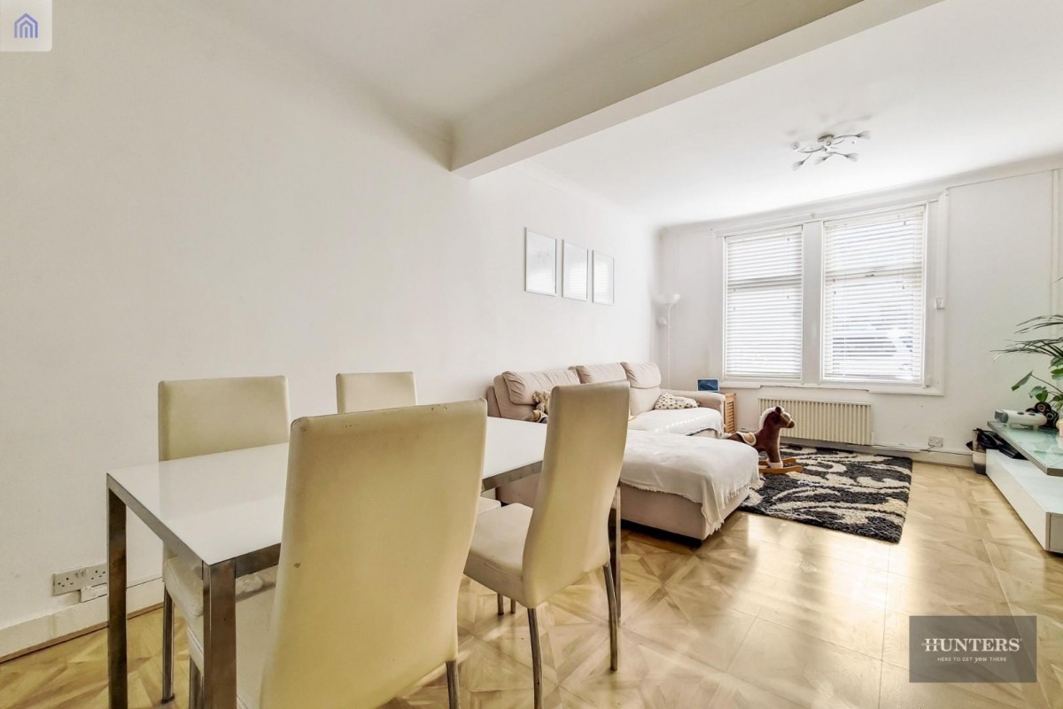 Heath Road, Chadwell Heath, RM6