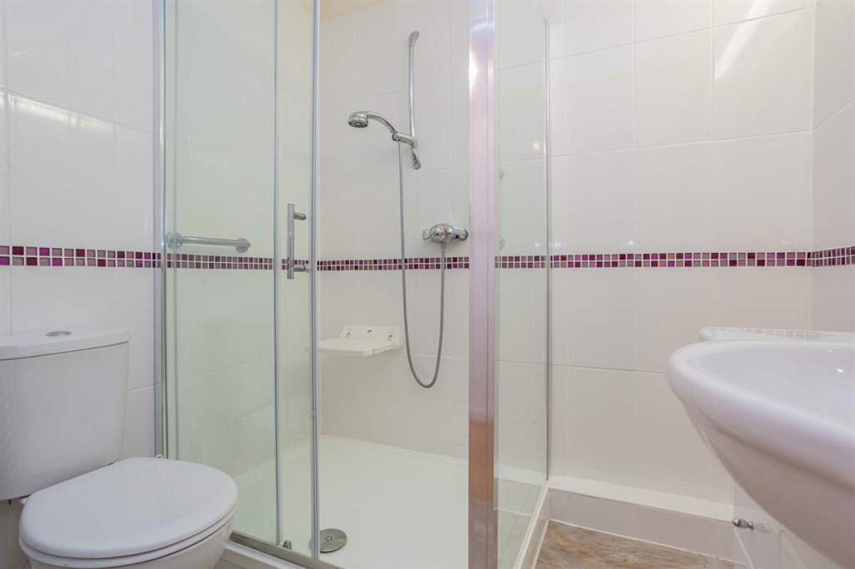 Diamond Court ,153 Banbury Road, OX2 7AA