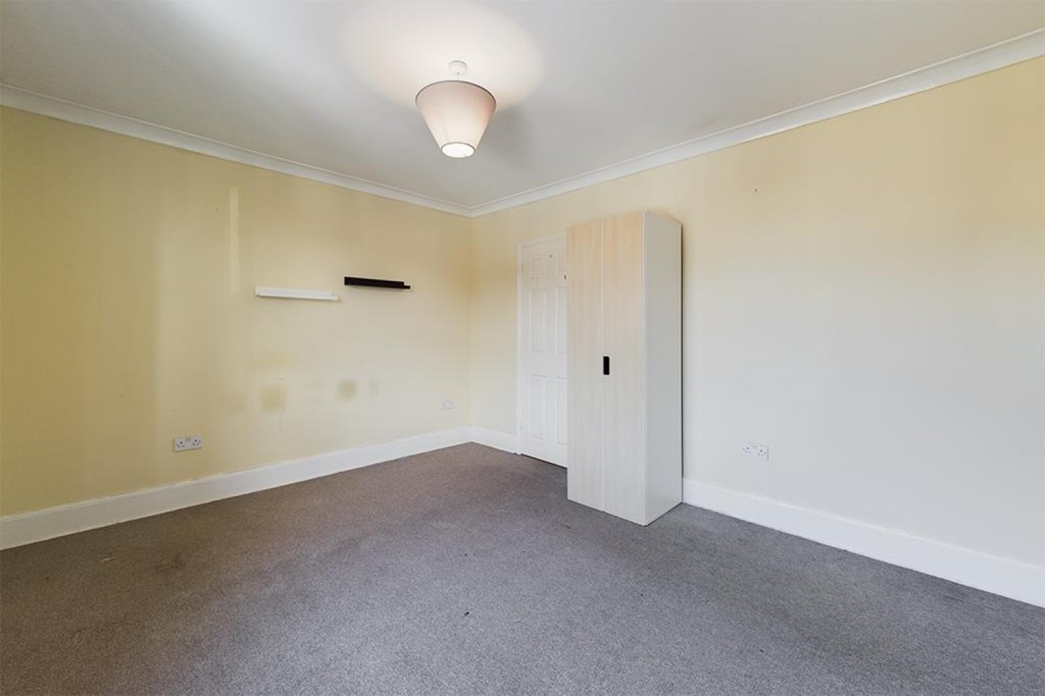 Undergoing Refurbishment - Pets Considered