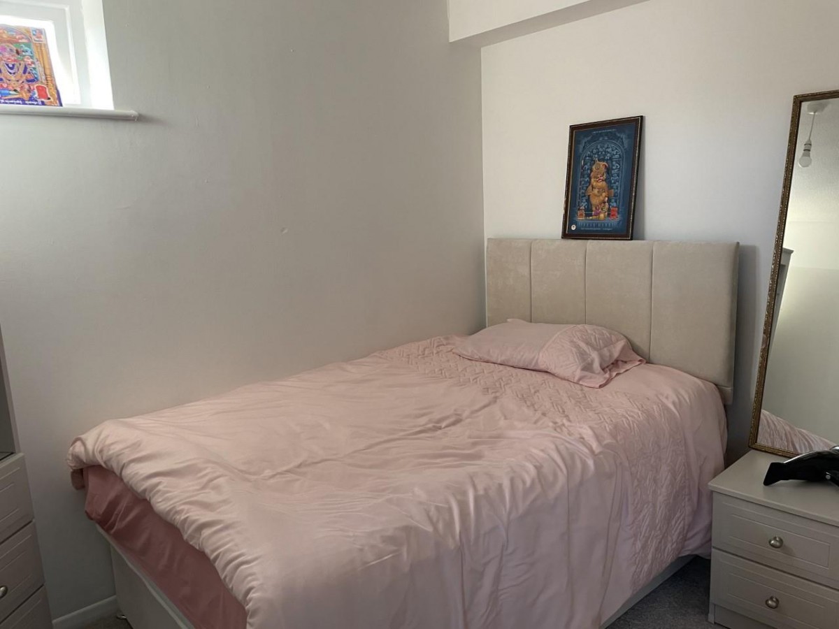 Dehavilland Close, Northolt