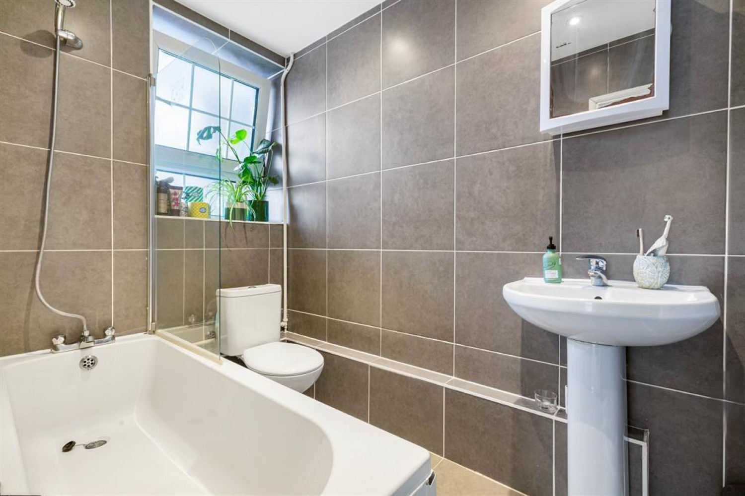 Collingwood Street, London, E1