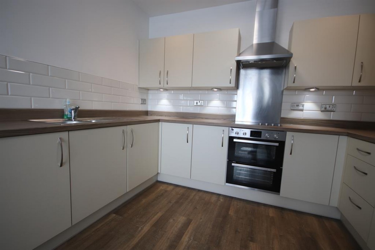 Marina Walk, Leigh, WN7 4FN