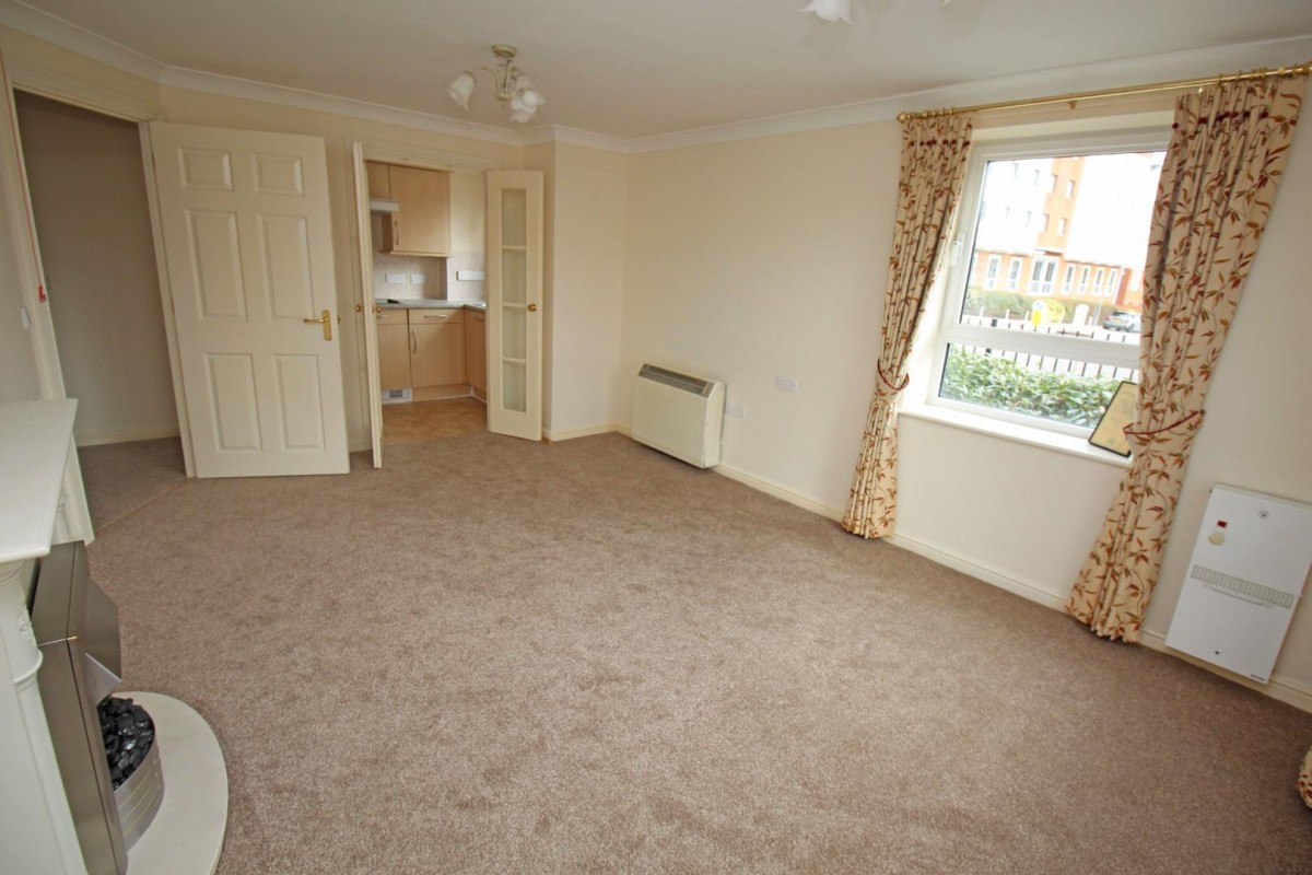 Pinetree Court, Danestrete, Stevenage