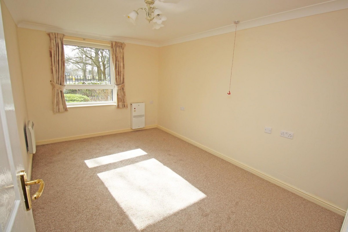 Pinetree Court, Danestrete, Stevenage