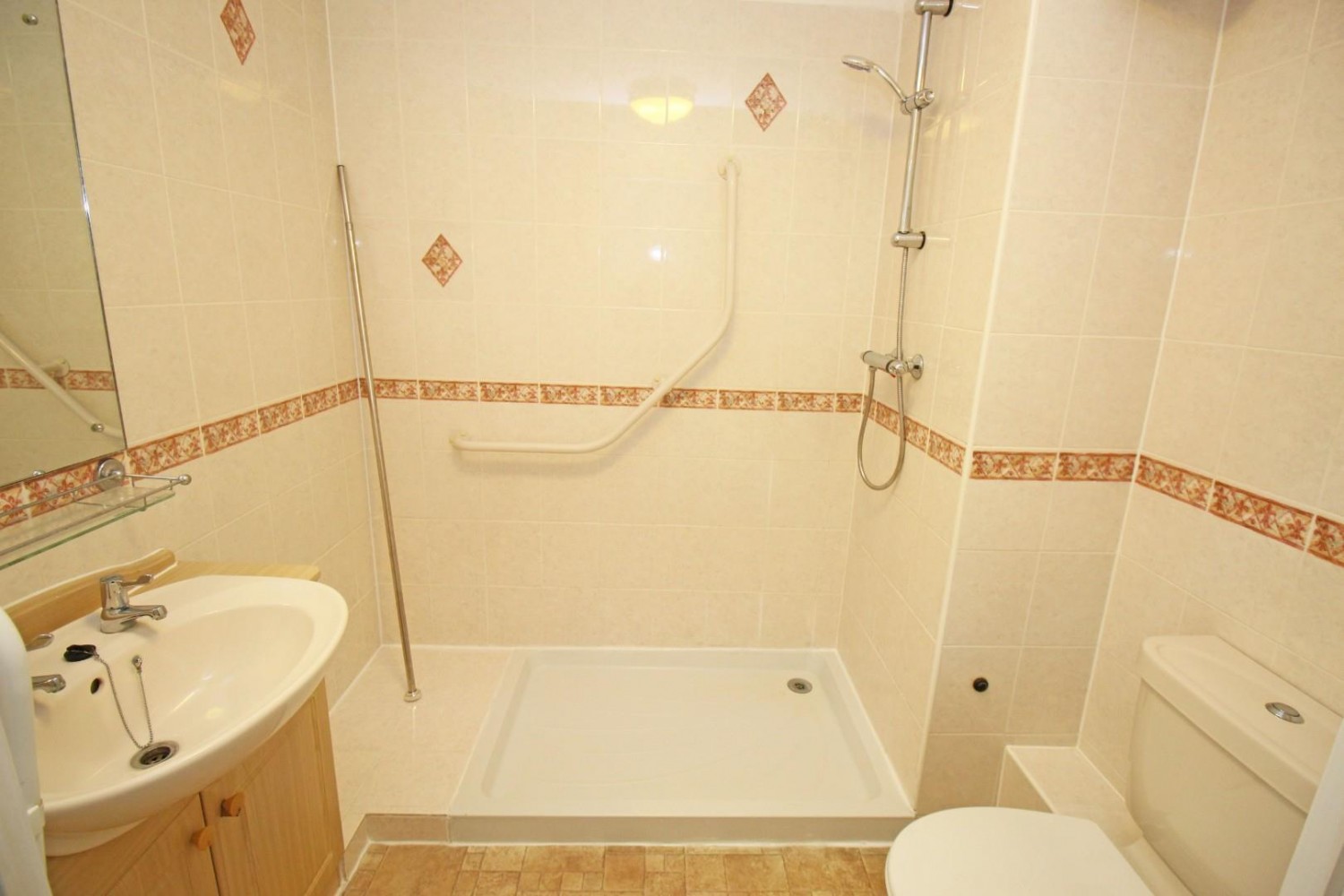 Pinetree Court, Danestrete, Stevenage