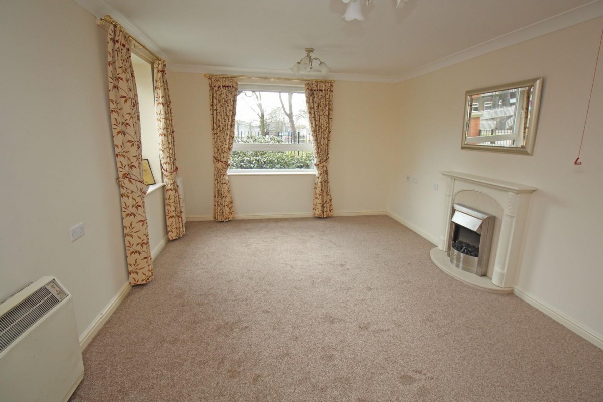 Pinetree Court, Danestrete, Stevenage