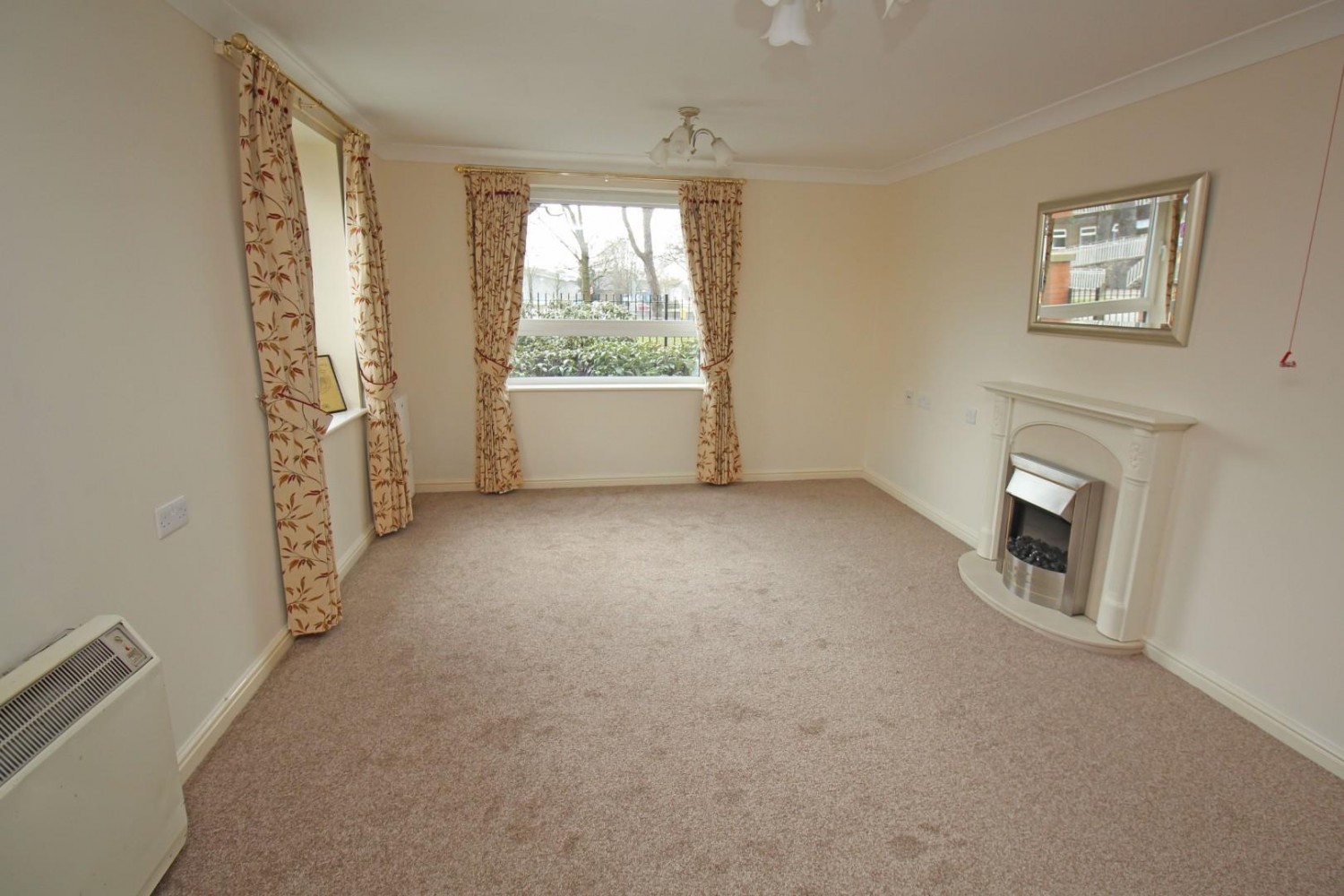 Pinetree Court, Danestrete, Stevenage