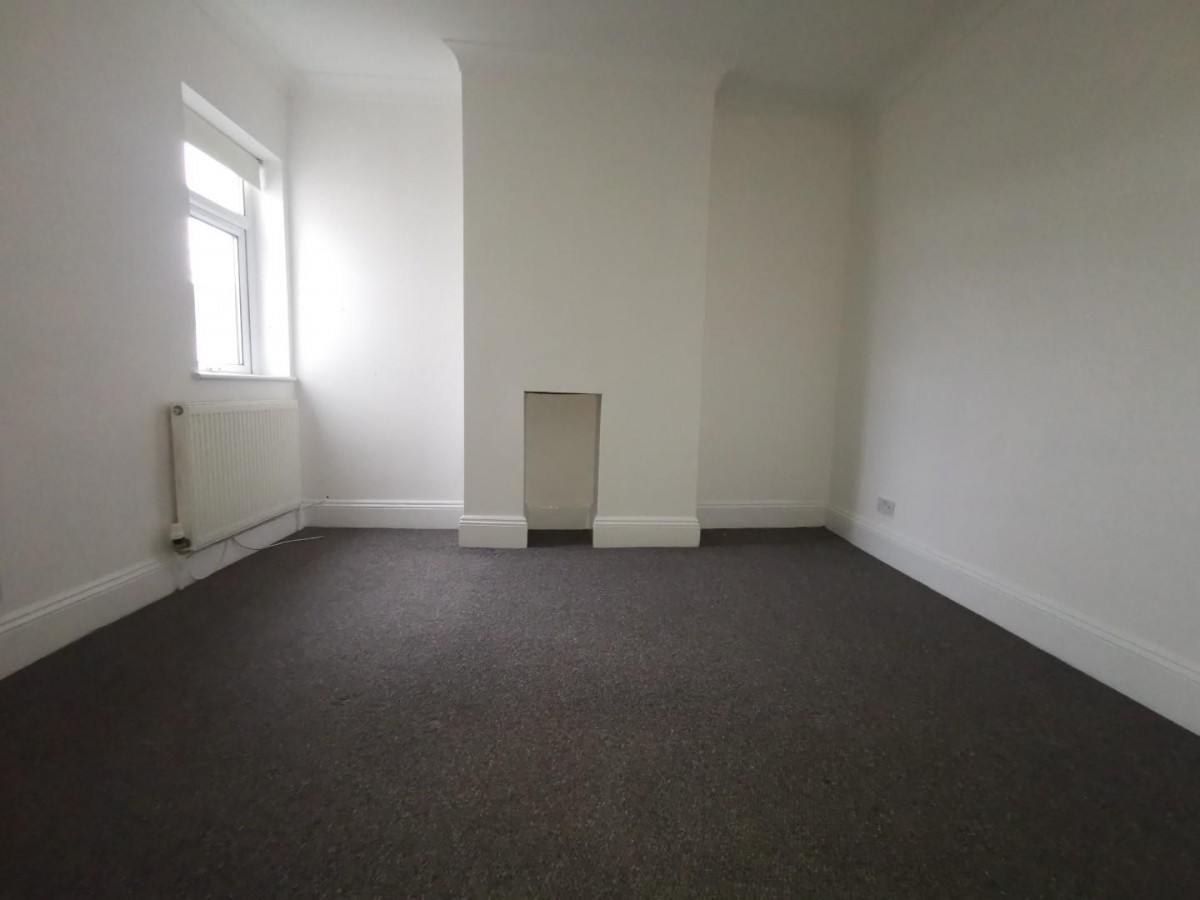 Cherbourg Road, Eastleigh - Newly Refurbished