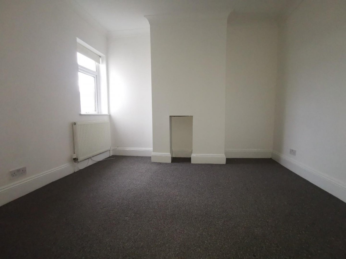 Cherbourg Road, Eastleigh - Newly Refurbished