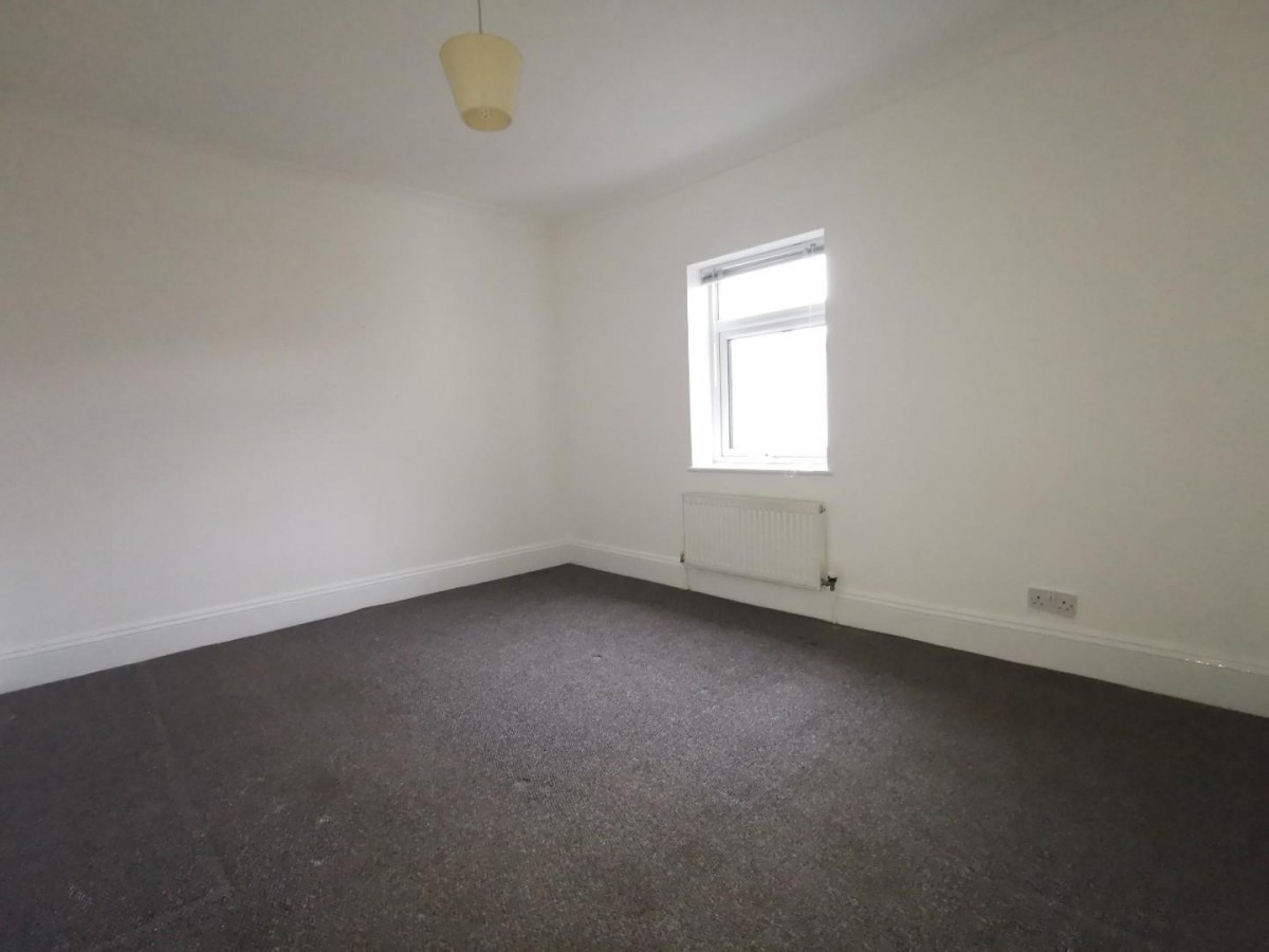 Cherbourg Road, Eastleigh - Newly Refurbished