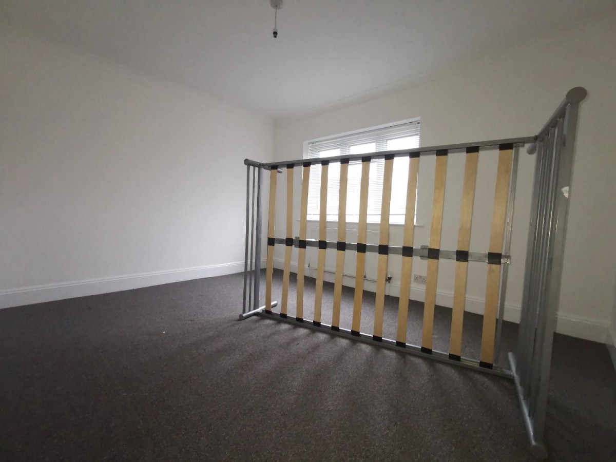 Cherbourg Road, Eastleigh - Newly Refurbished