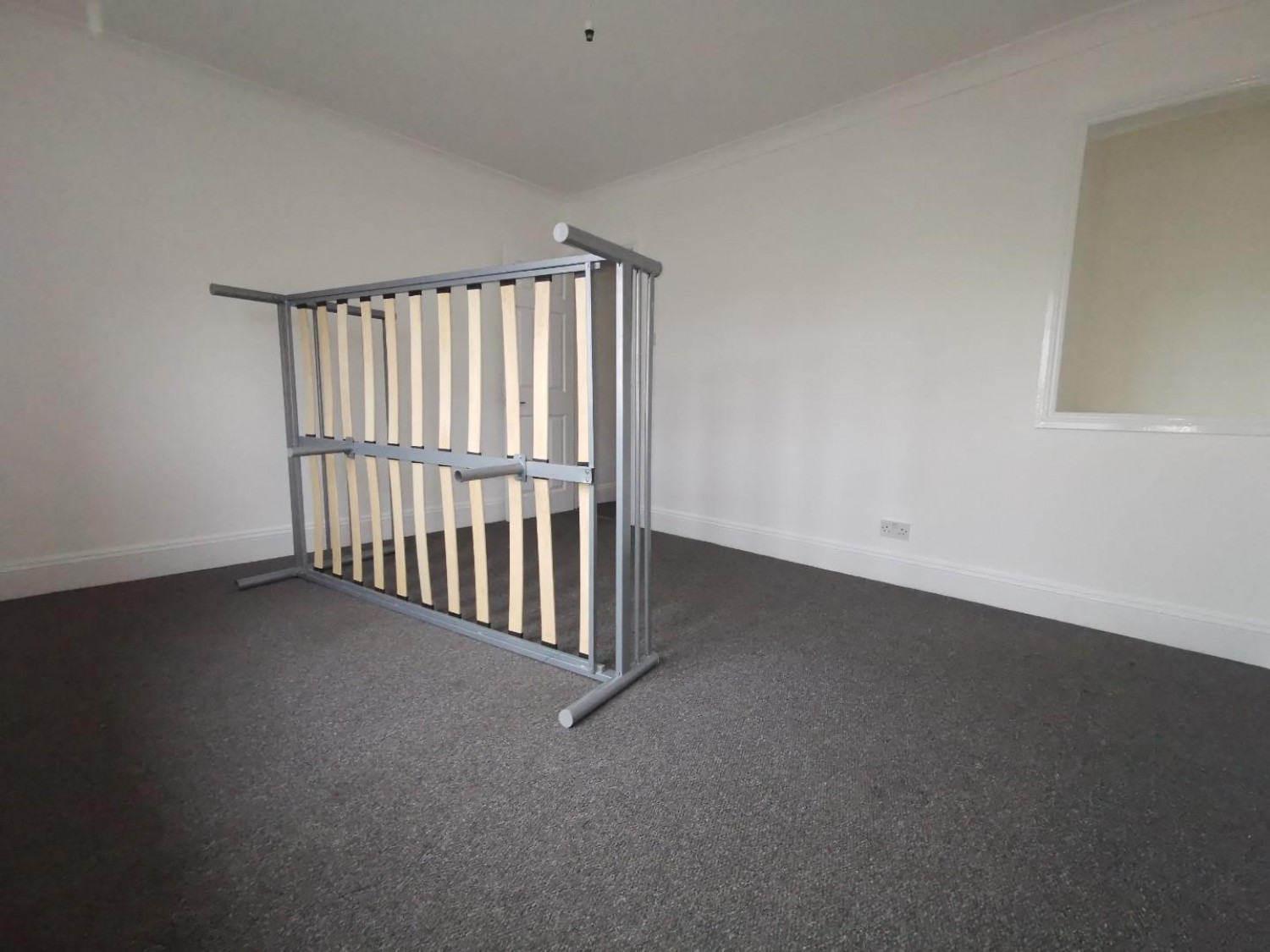 Cherbourg Road, Eastleigh - Newly Refurbished