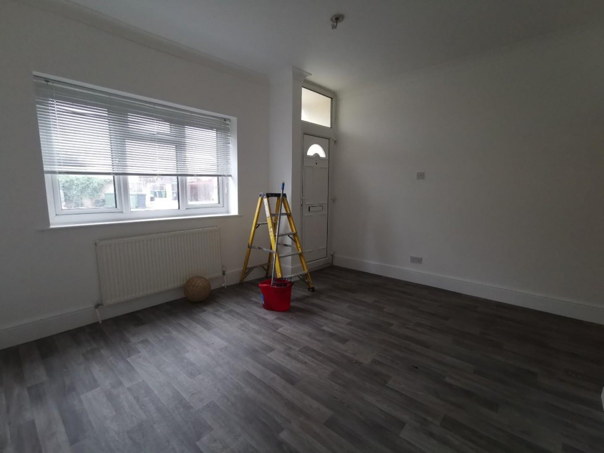 Cherbourg Road, Eastleigh - Newly Refurbished