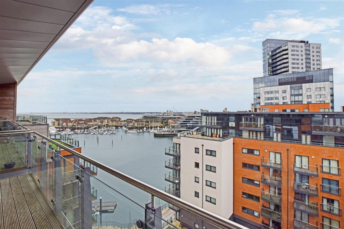 Sirocco 33 Channel Way, Ocean Village, Southampton