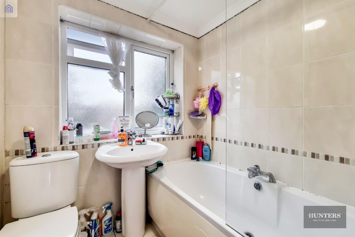 Burchett Way, Chadwell Heath, RM6