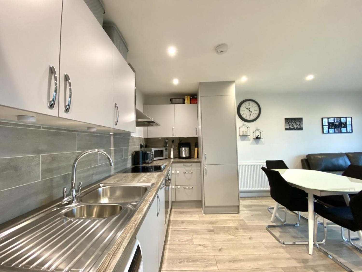 Legion House, 854, Uxbridge Road, Hayes, UB4 0RR