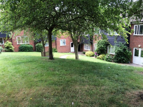 Horseshoe Court, Thele Avenue, Stanstead Abbotts, SG12 8JA