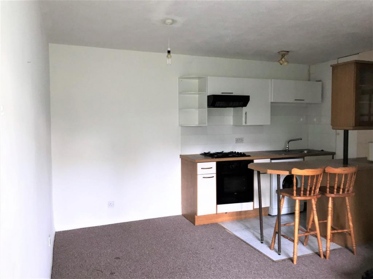 Horseshoe Court, Thele Avenue, Stanstead Abbotts, SG12 8JA