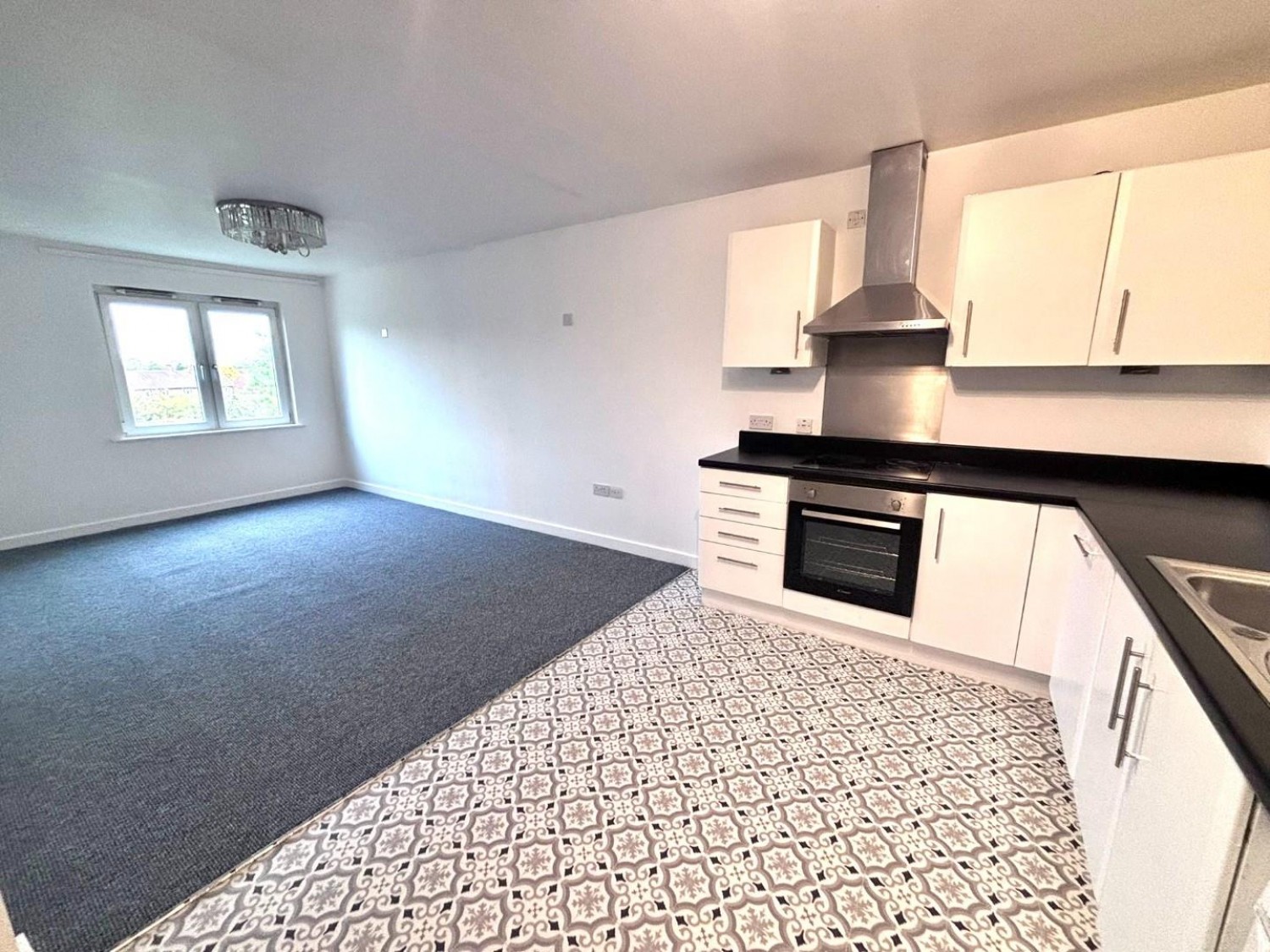 Canalside Gardens, Southall