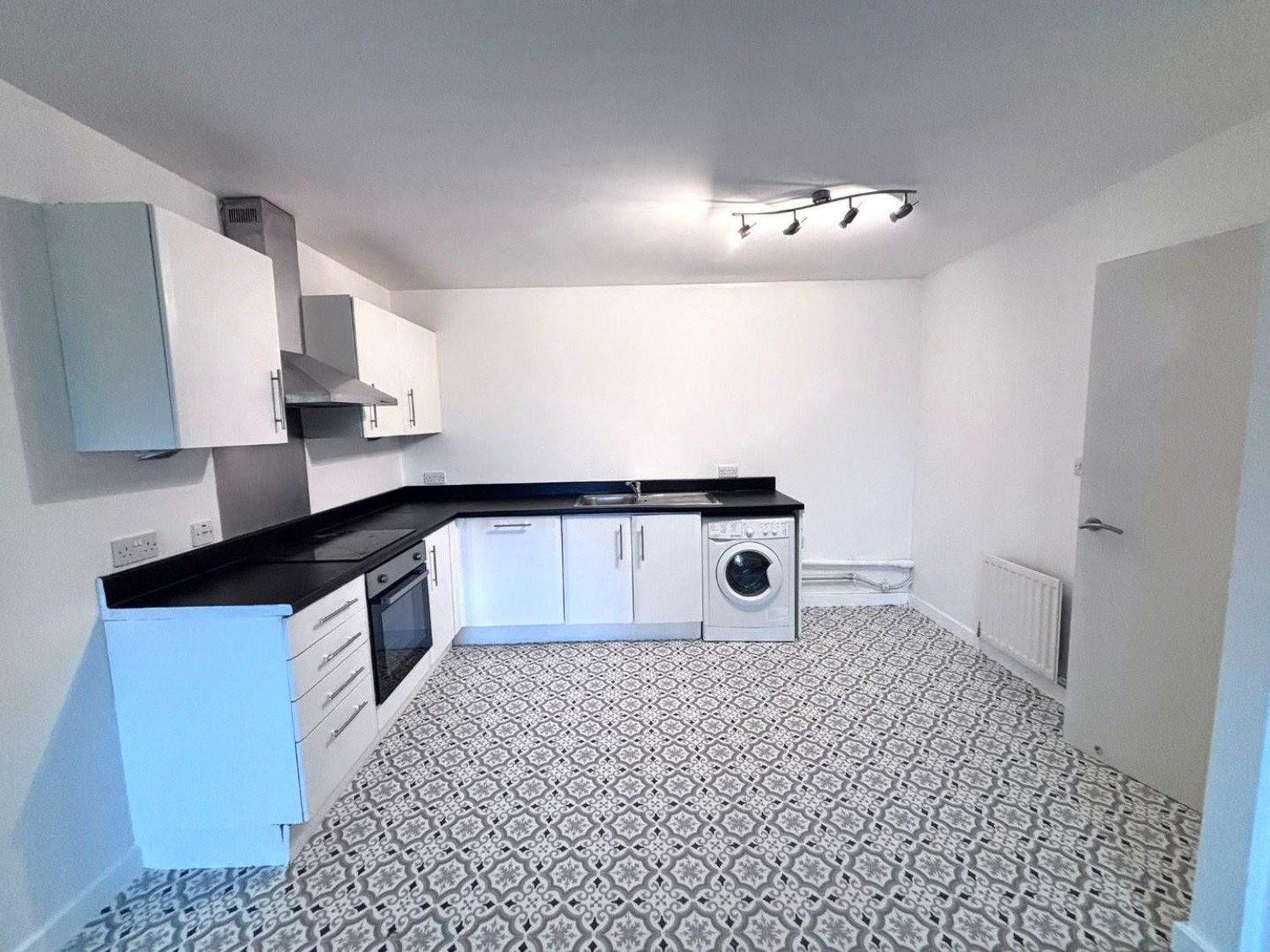 Canalside Gardens, Southall