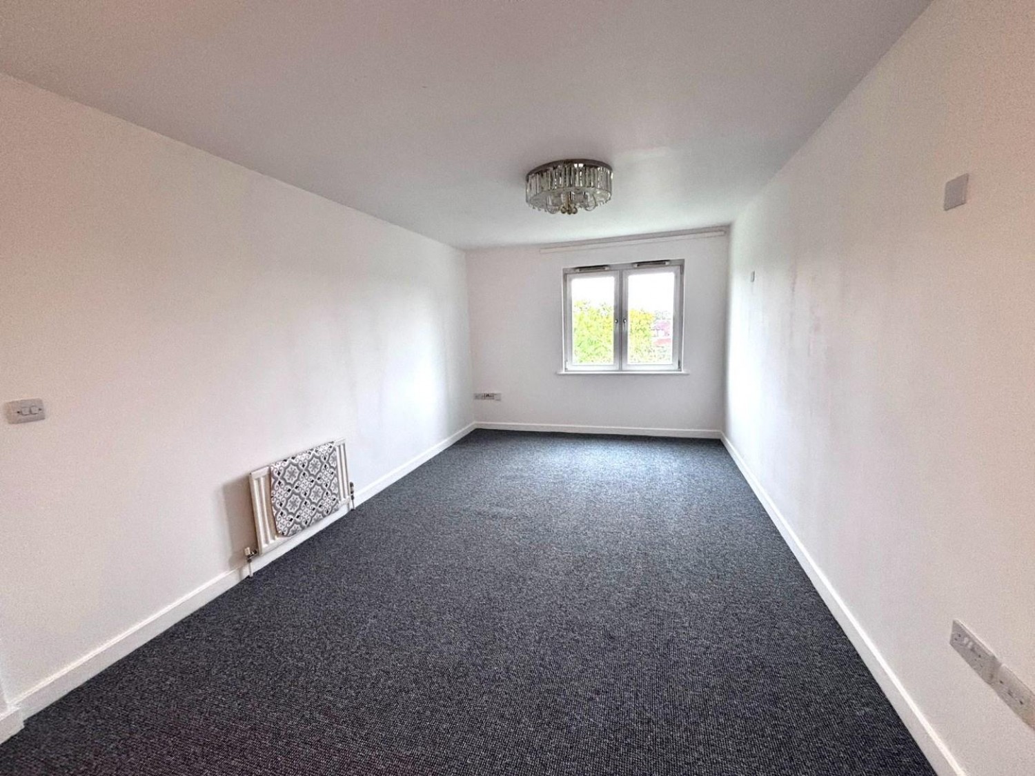 Canalside Gardens, Southall