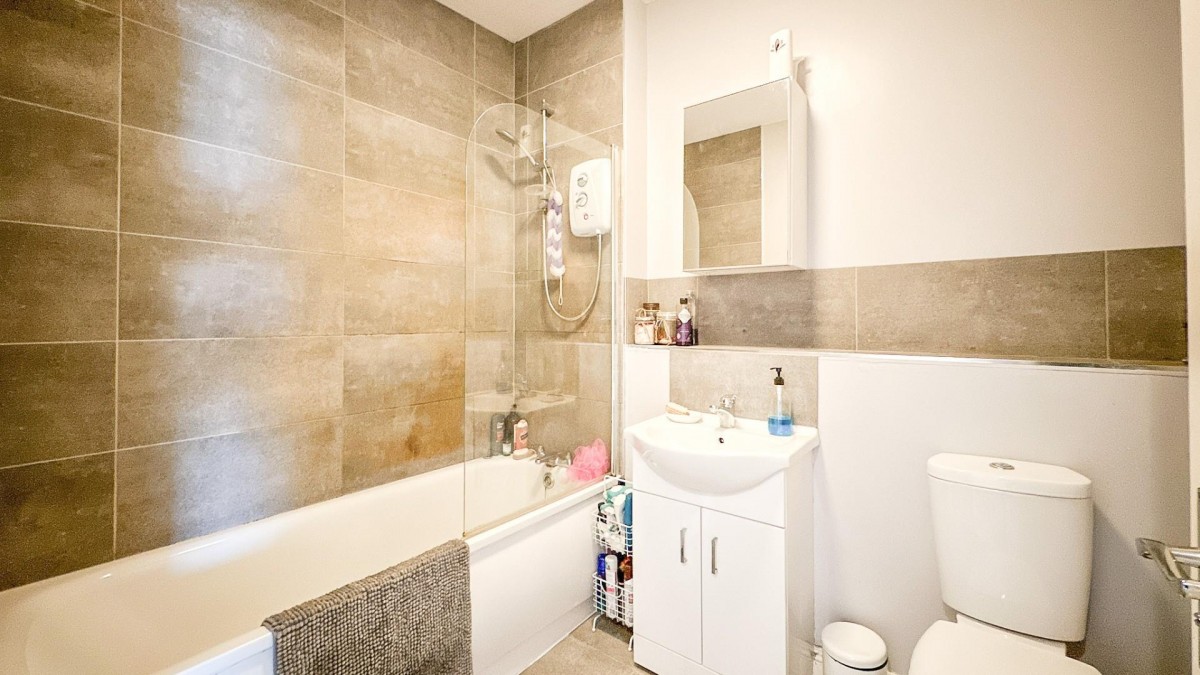 East Street, Bedminster, Bristol, BS3 4HH