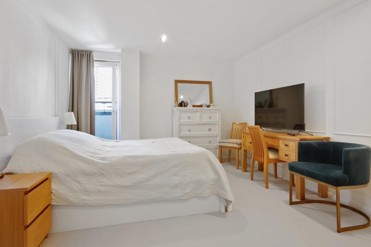 City Tower, 3 Limeharbour, London, E14 9LU