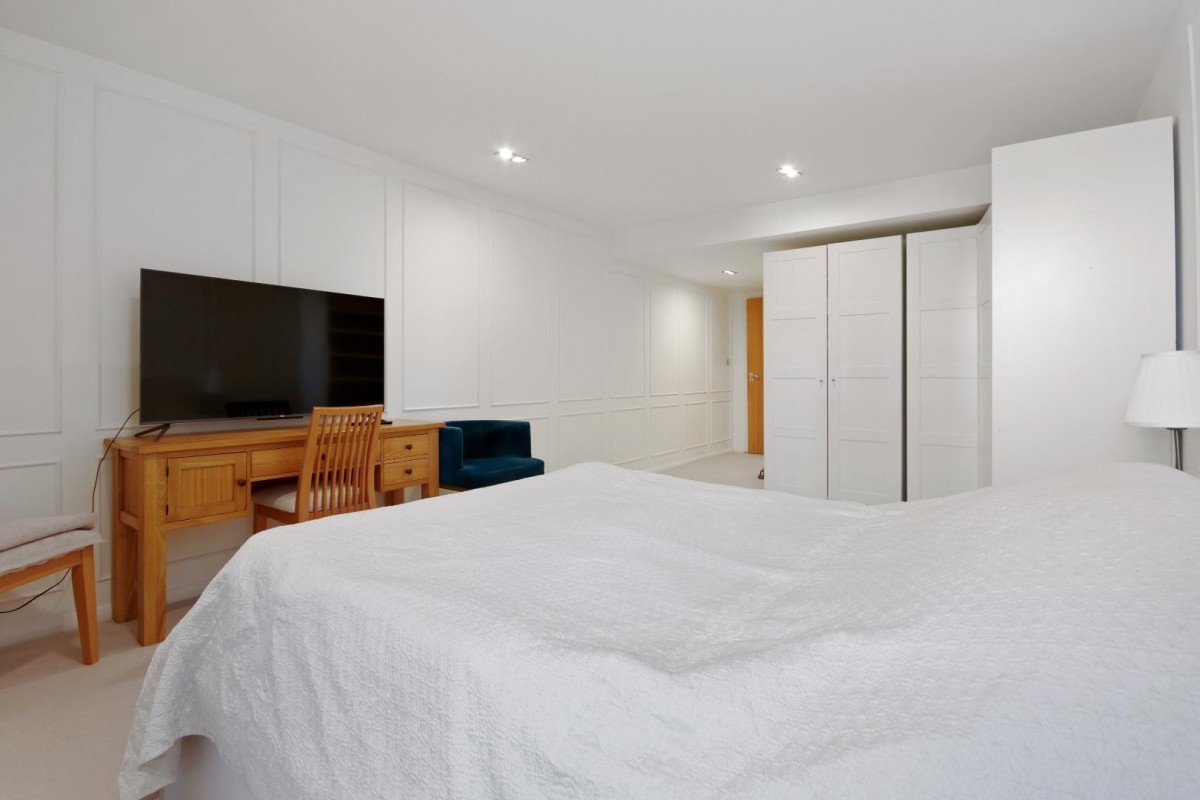 City Tower, 3 Limeharbour, London, E14 9LU