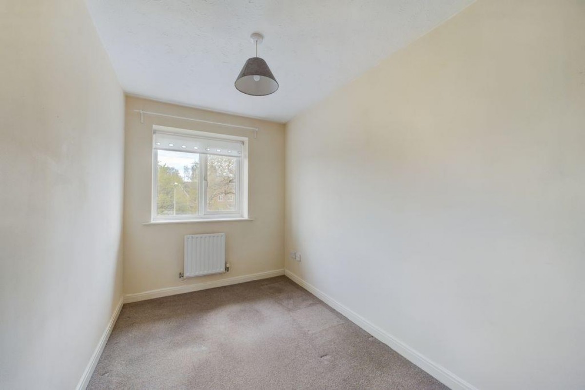 Larkspur Drive, Chandler's Ford, Eastleigh