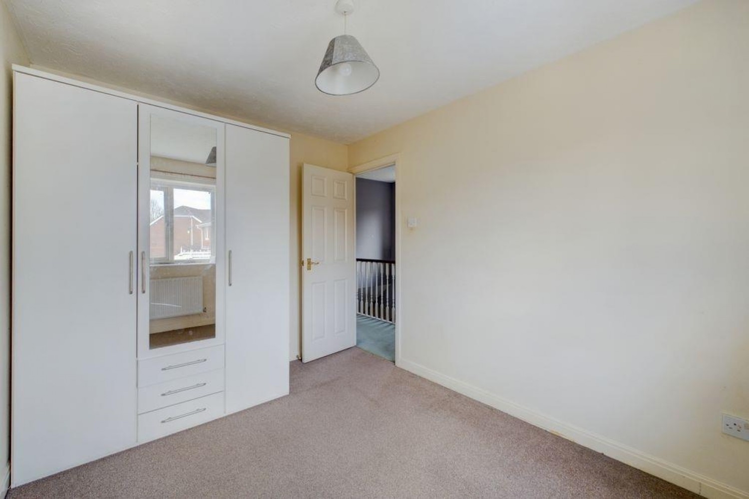 Larkspur Drive, Chandler's Ford, Eastleigh