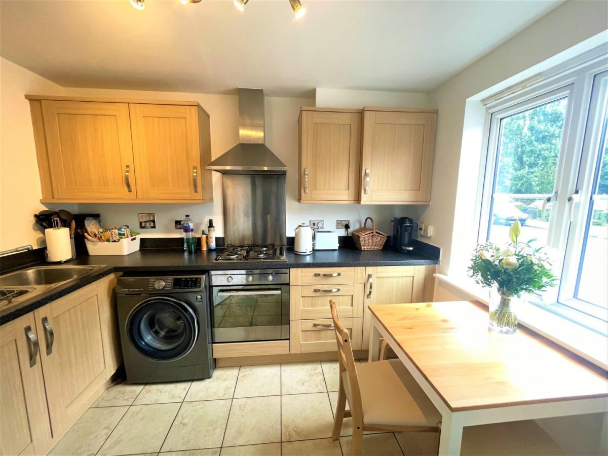 Nine Acres Close , Hayes, UB3 1SW