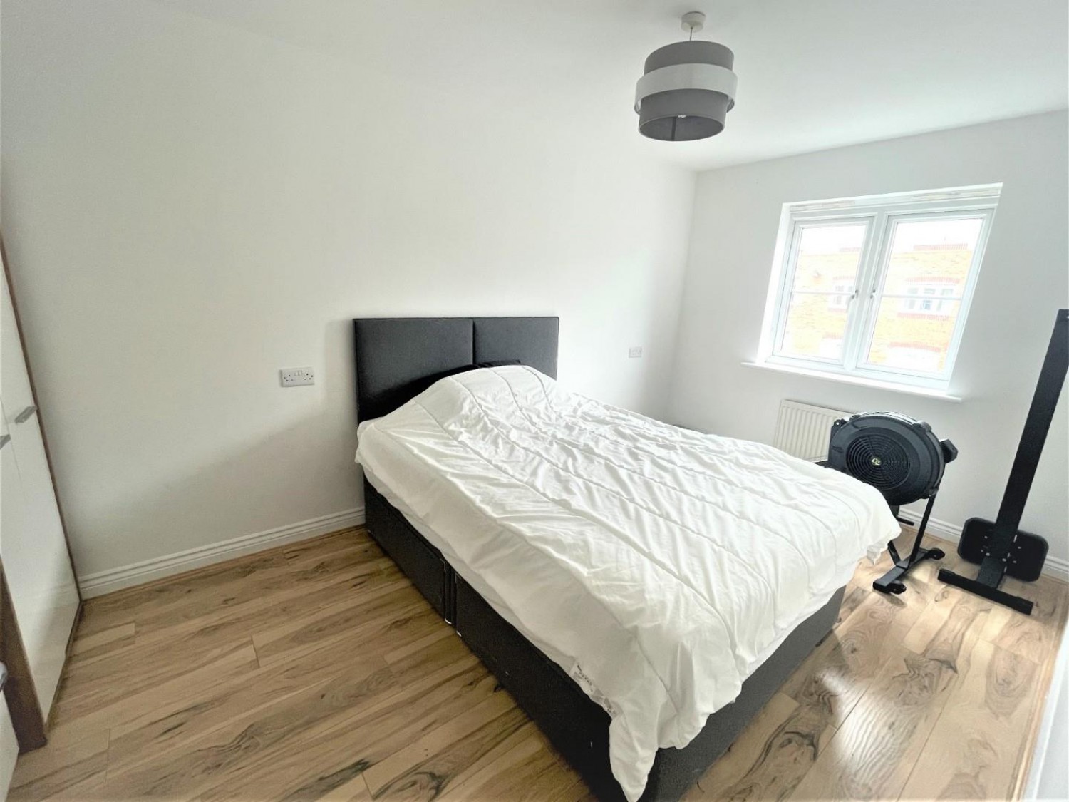 Nine Acres Close , Hayes, UB3 1SW