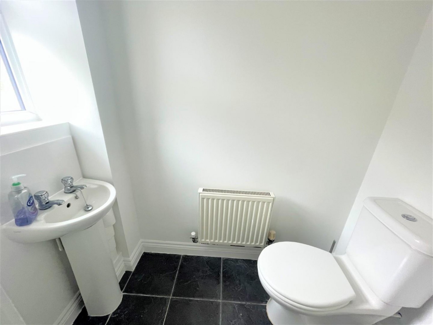 Nine Acres Close , Hayes, UB3 1SW