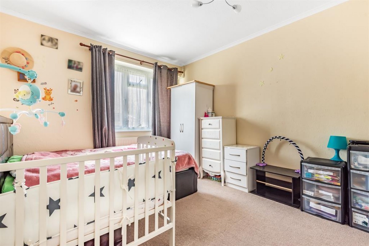 St Jeromes Grove, Hayes, Middlesex UB3 2PJ