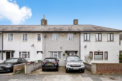 Greenway, Dagenham, RM8