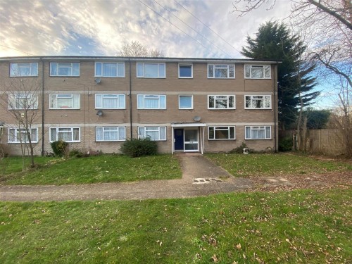 Parsonage Close, Hayes, Middlesex, UB3 2LZ