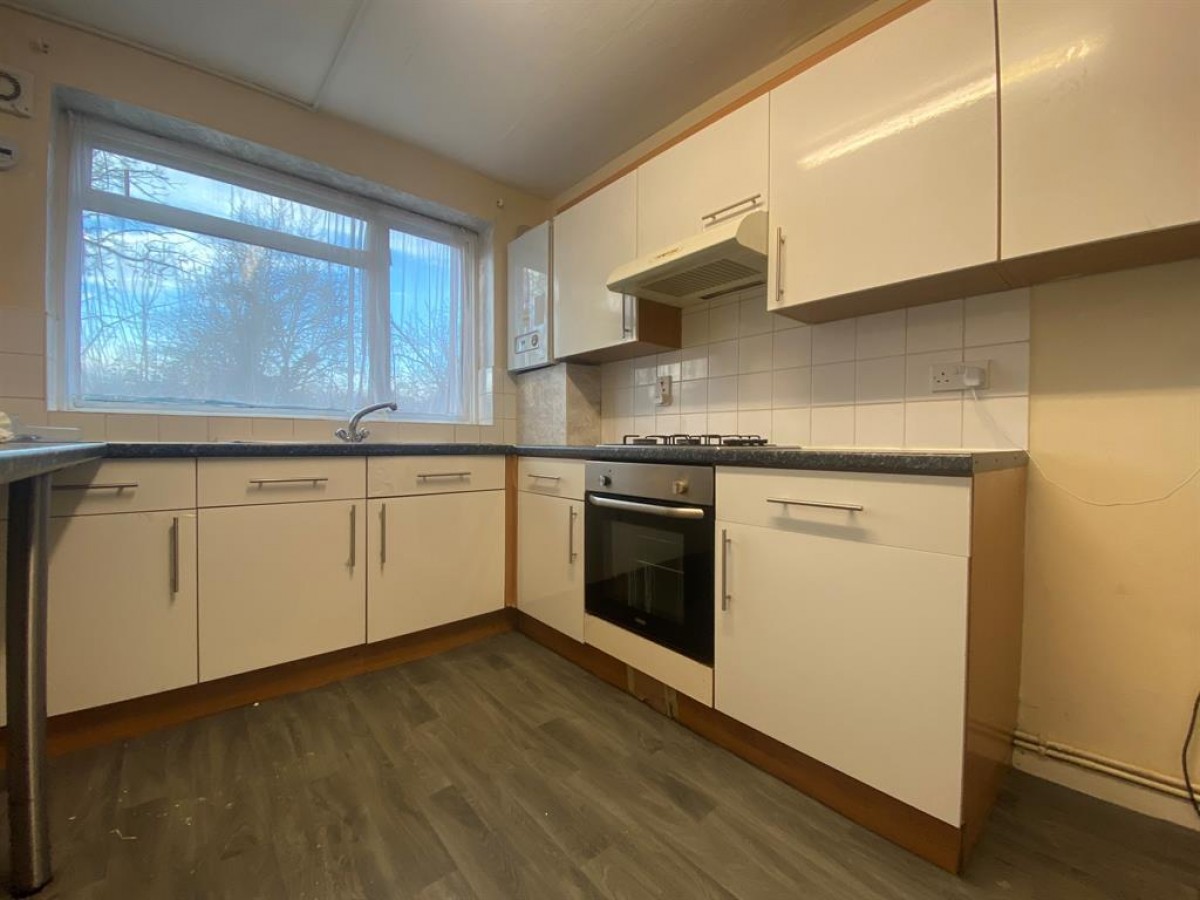 Parsonage Close, Hayes, Middlesex, UB3 2LZ