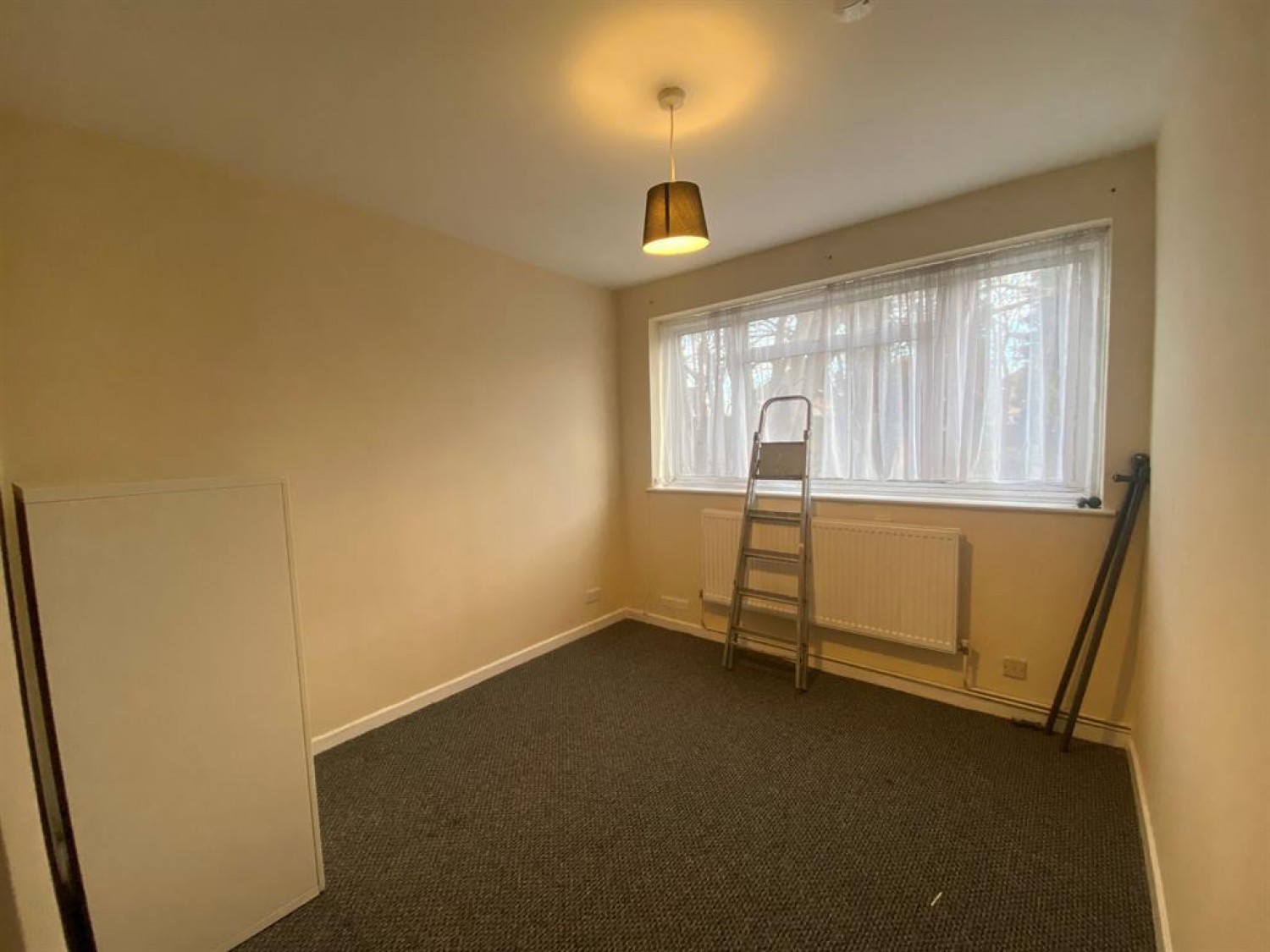 Parsonage Close, Hayes, Middlesex, UB3 2LZ