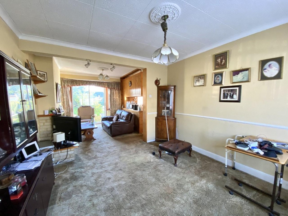 Neild Road, Hayes, UB3 1SE