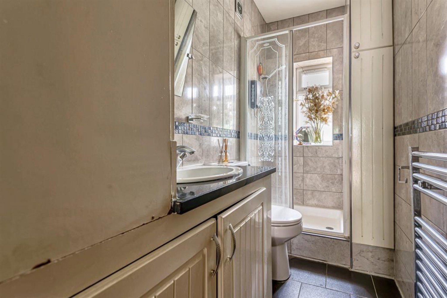 Carlyon Road, Hayes, Middlesex, UB4 0NS