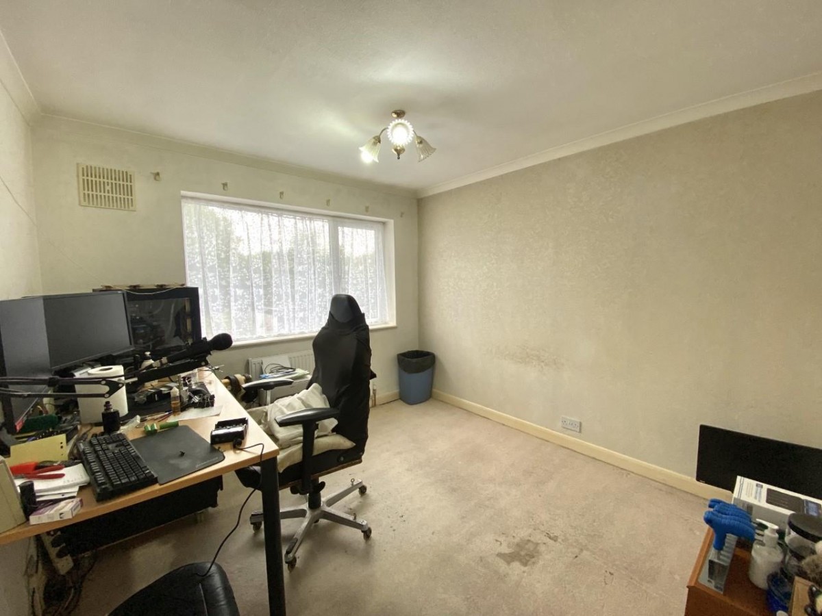 Grosvenor Avenue, Hayes, UB4 8NW