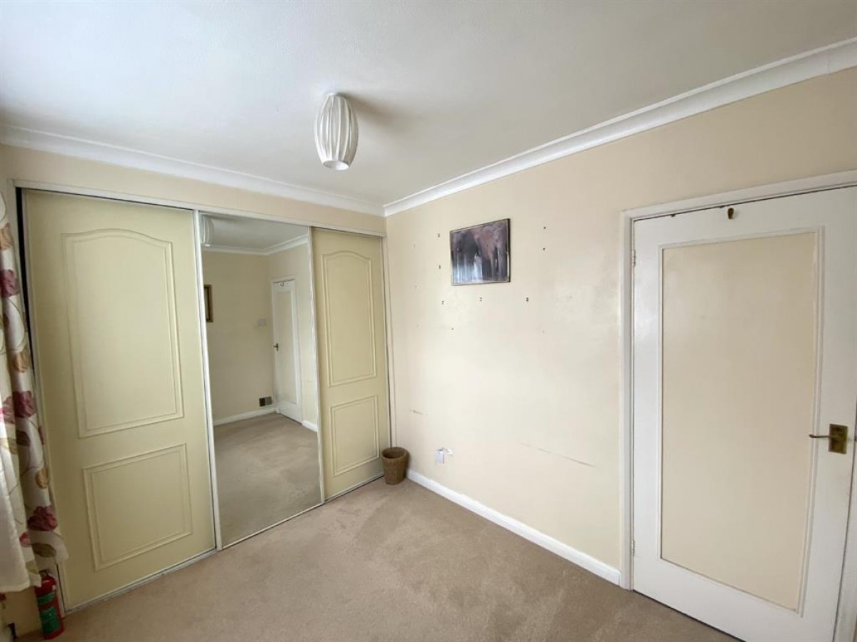 Fulwood Close, Hayes, UB3 2NF