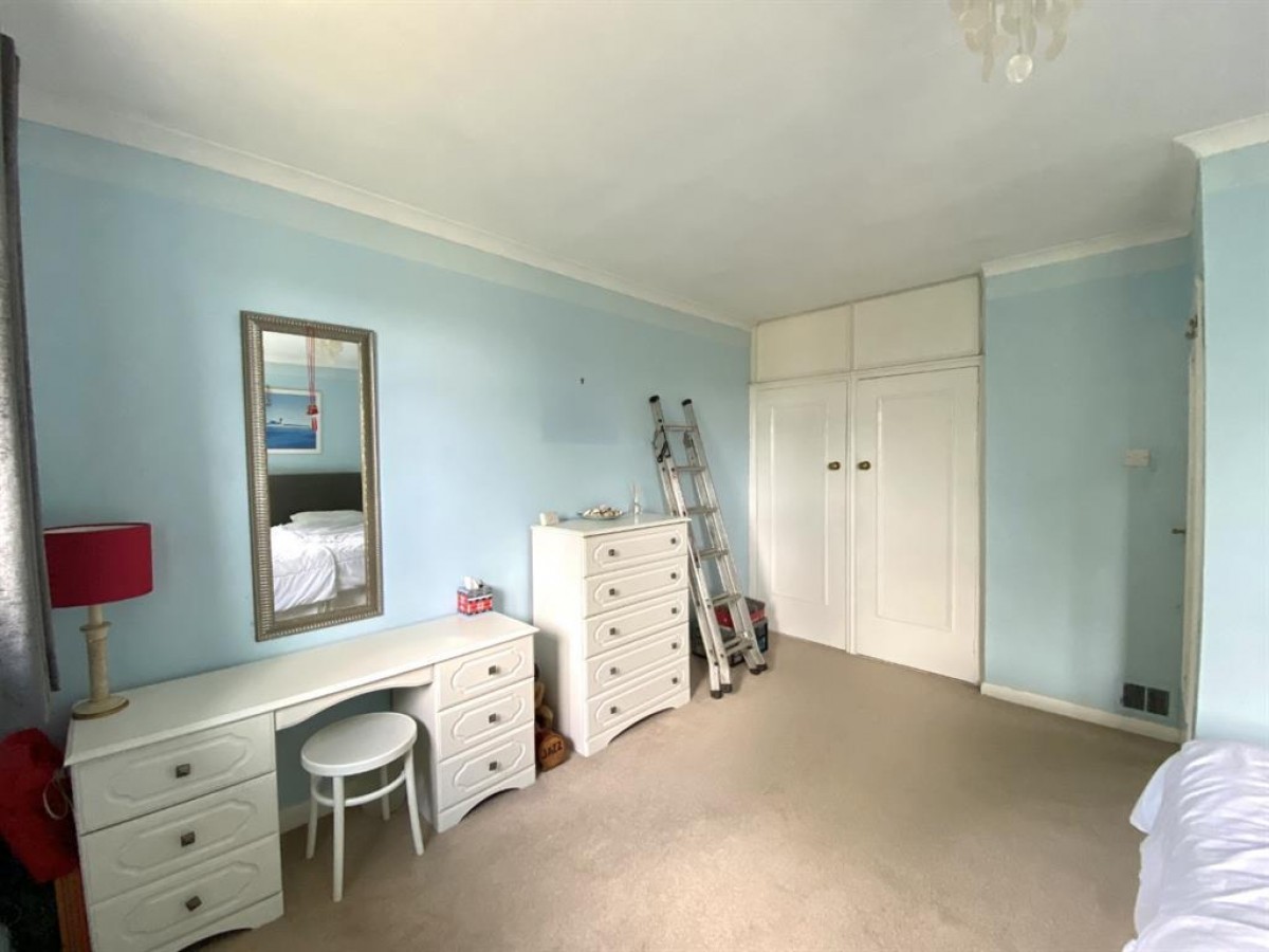 Fulwood Close, Hayes, UB3 2NF