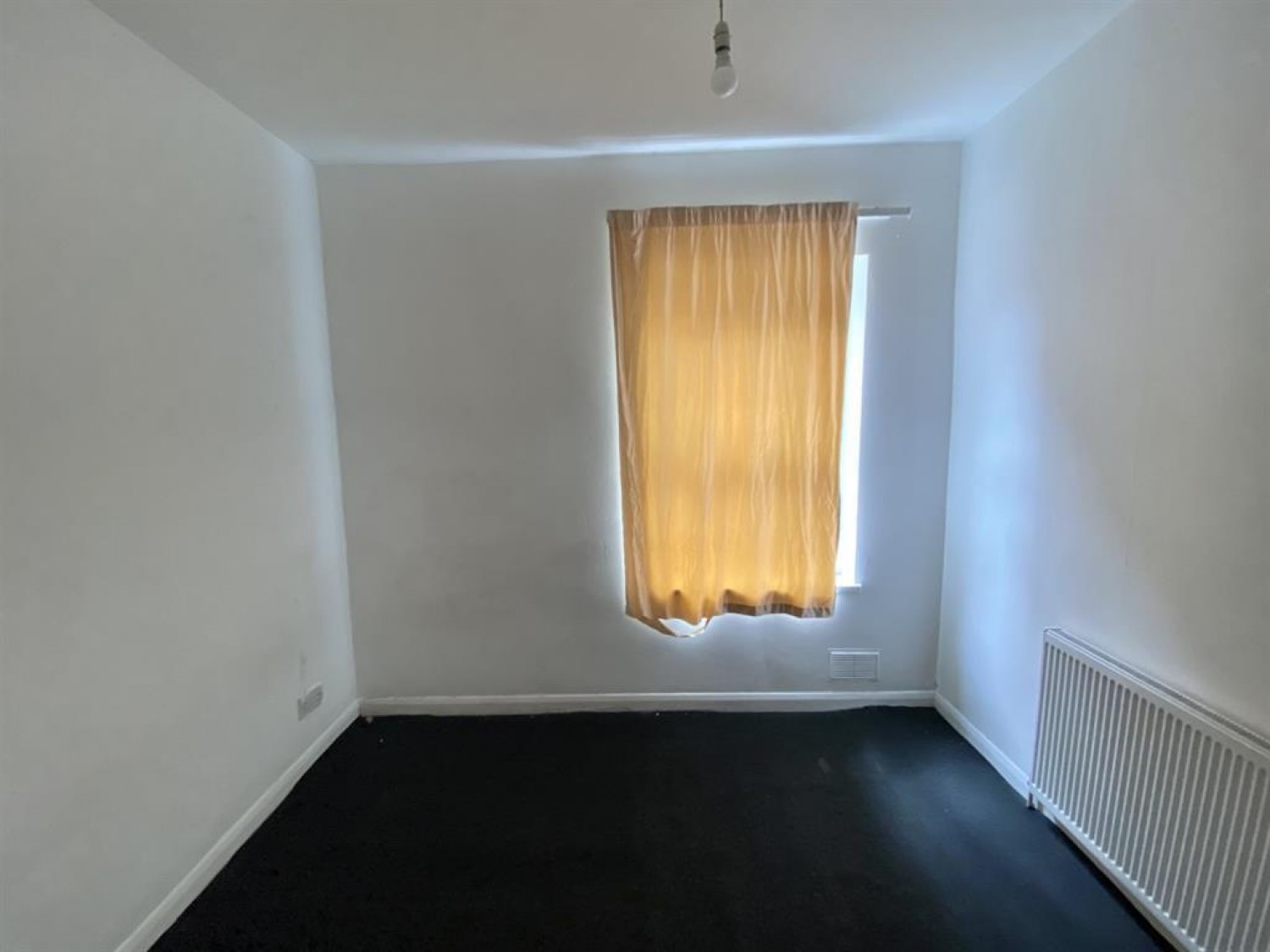 Cromwell Road, Hayes, Middlesex, UB3 2PP